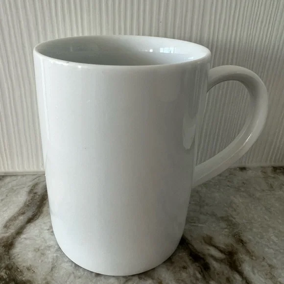 Home Kitchen Crate&Barrel Coffee/ Tea Mugs - Picture 8 of 8